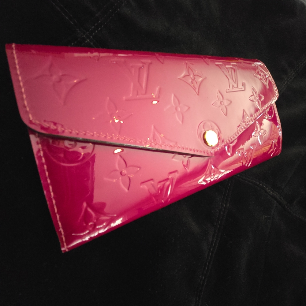 Louis Vuitton Pink Patent Leather Clutch